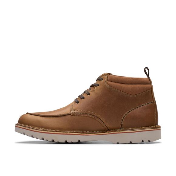 NWT Clarks Men’s Eastridge Peak Chukka Boot Light Brown Leather 7.5 M